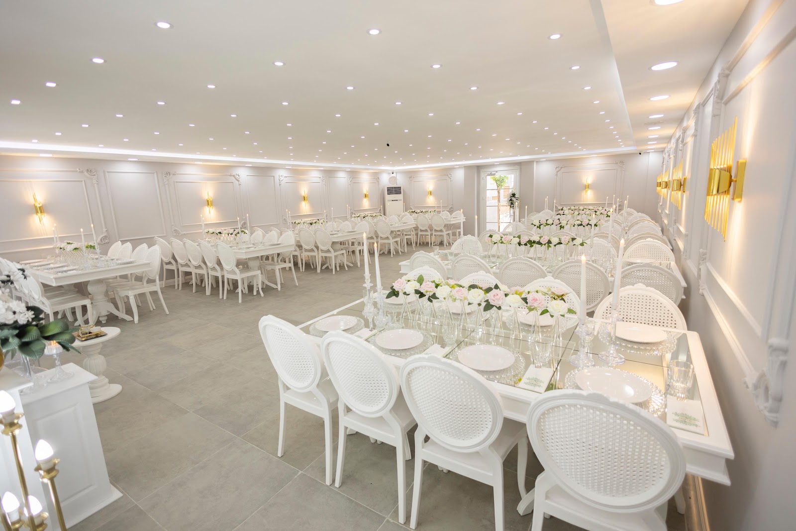 ARNAVUTKÖY DAVET EVİ