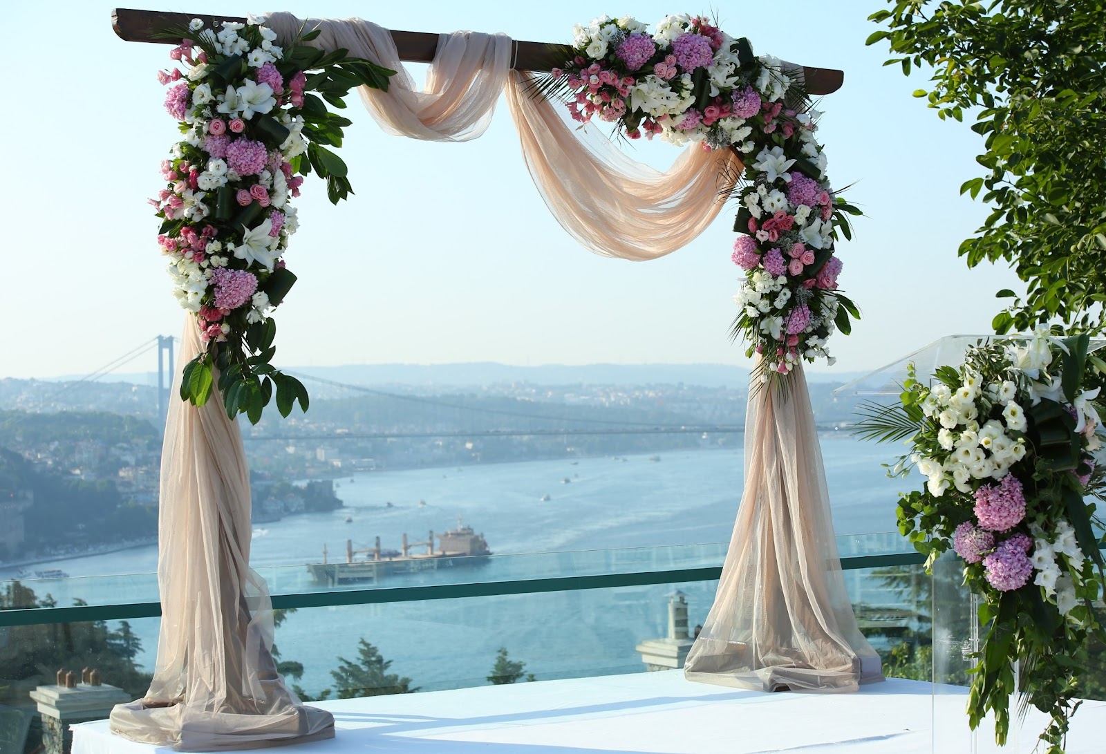 Elizi Organizasyon - Düğün Organizasyonu - Istanbul Wedding Planner kır düğünü mekanı — Kadıköy