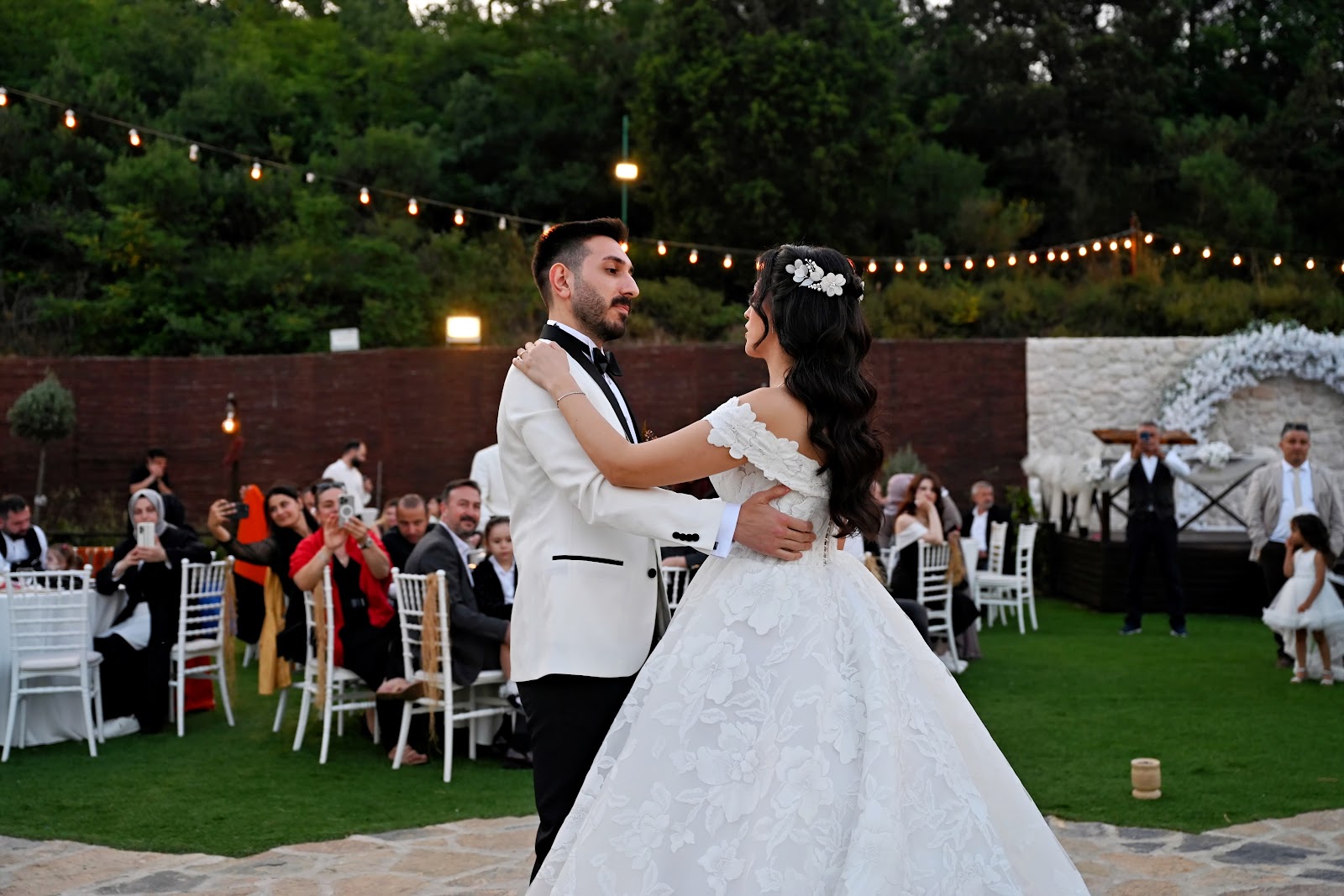 Family Garden Düğün Davet — Fatih, İstanbul kır düğünü mekanı görsel 3