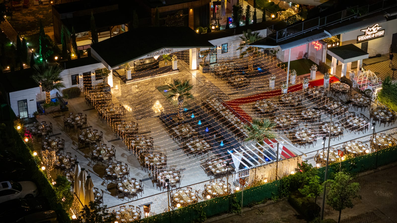 Fly Garden Event - Yeşilköy Kır Düğünü & Florya Açık Hava Düğün Salonu & Bakırköy Açık Hava Nişan Mekanları — Bakırköy, İstanbul kır düğünü mekanı