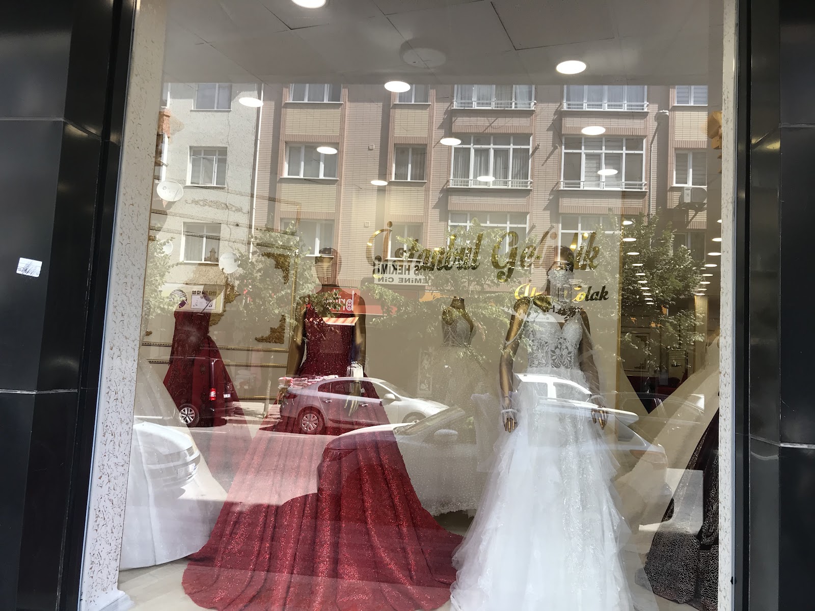 Istanbul Wedding Gowns & Ladies Hairdressing