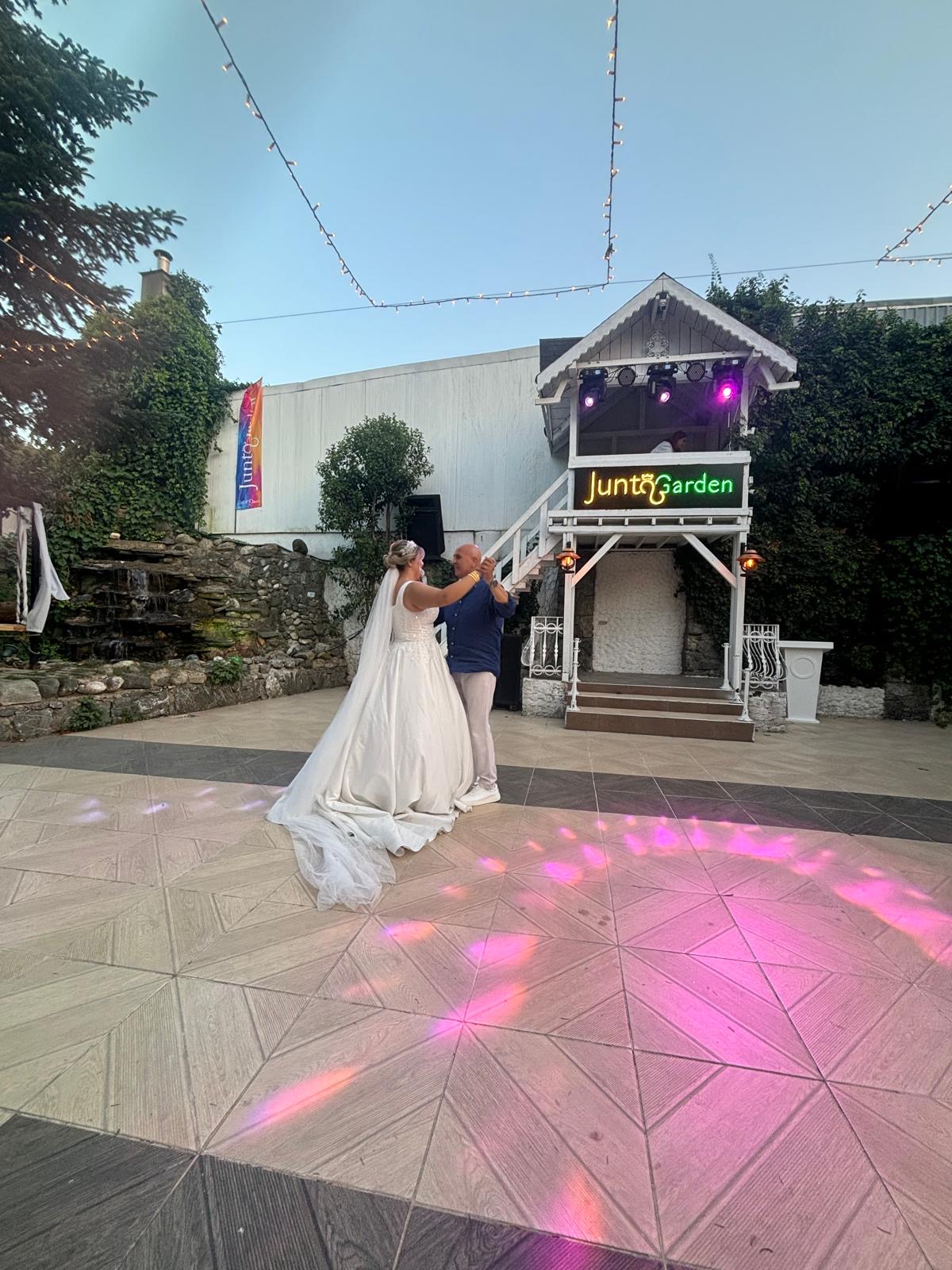 Junto Garden - Maltepe Kır Düğünü - Kilise Nikah Seremonisi - Kır Bahçesi - Aydos Bölgesi Kır Düğün Alanı — Maltepe, İstanbul kır düğünü mekanı görsel 5