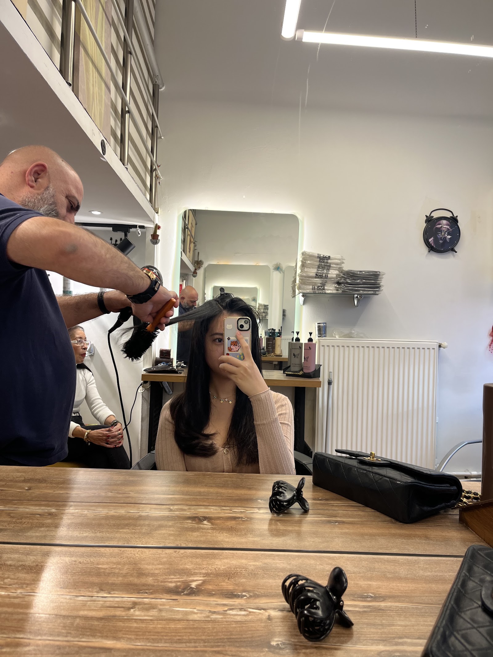Kadıköy Bayan Kuaförü Hair Suat .Keratin.Kesim.Balyaj.Fön.Keratinbotox.Maşa.Topuz.Manikür.Pedikür.Kaş bıyık.Ağda . HAİR SUAT