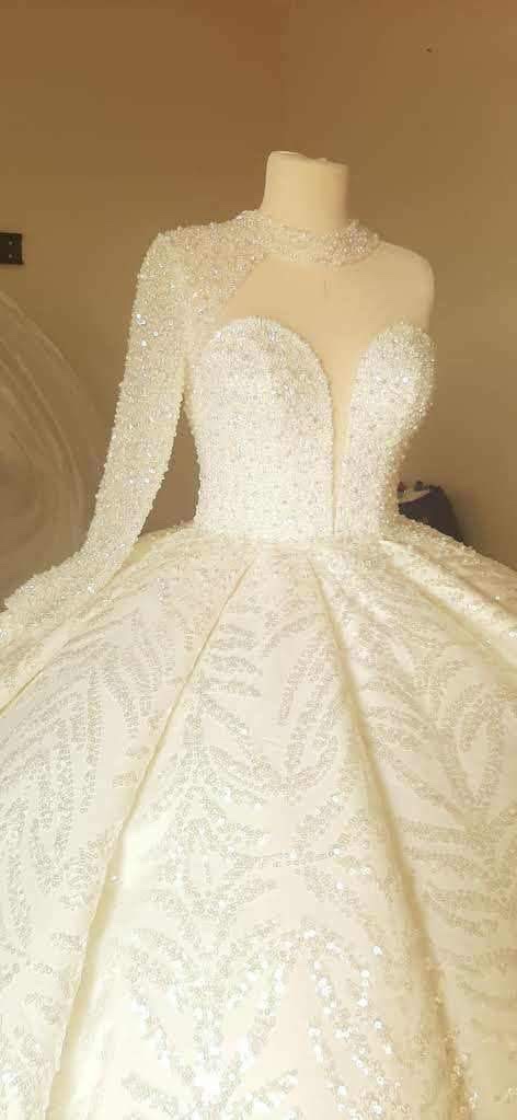 Kristal Moda Evi ve Gelinlik