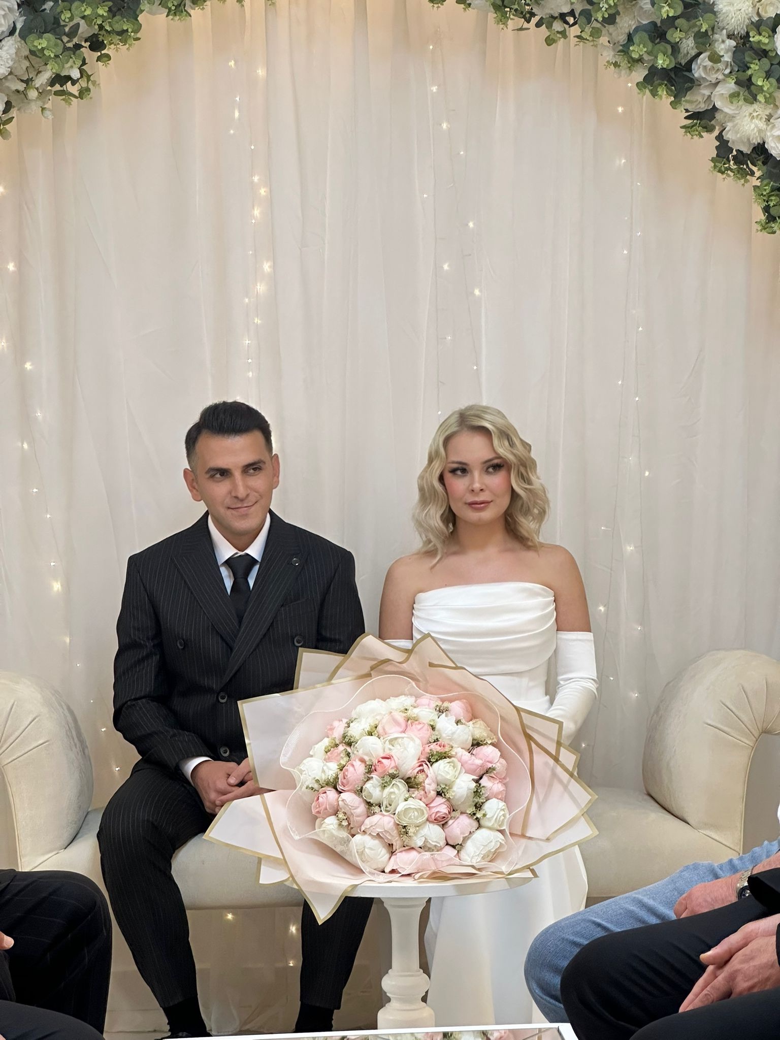 LOVENT DAVET EVİ