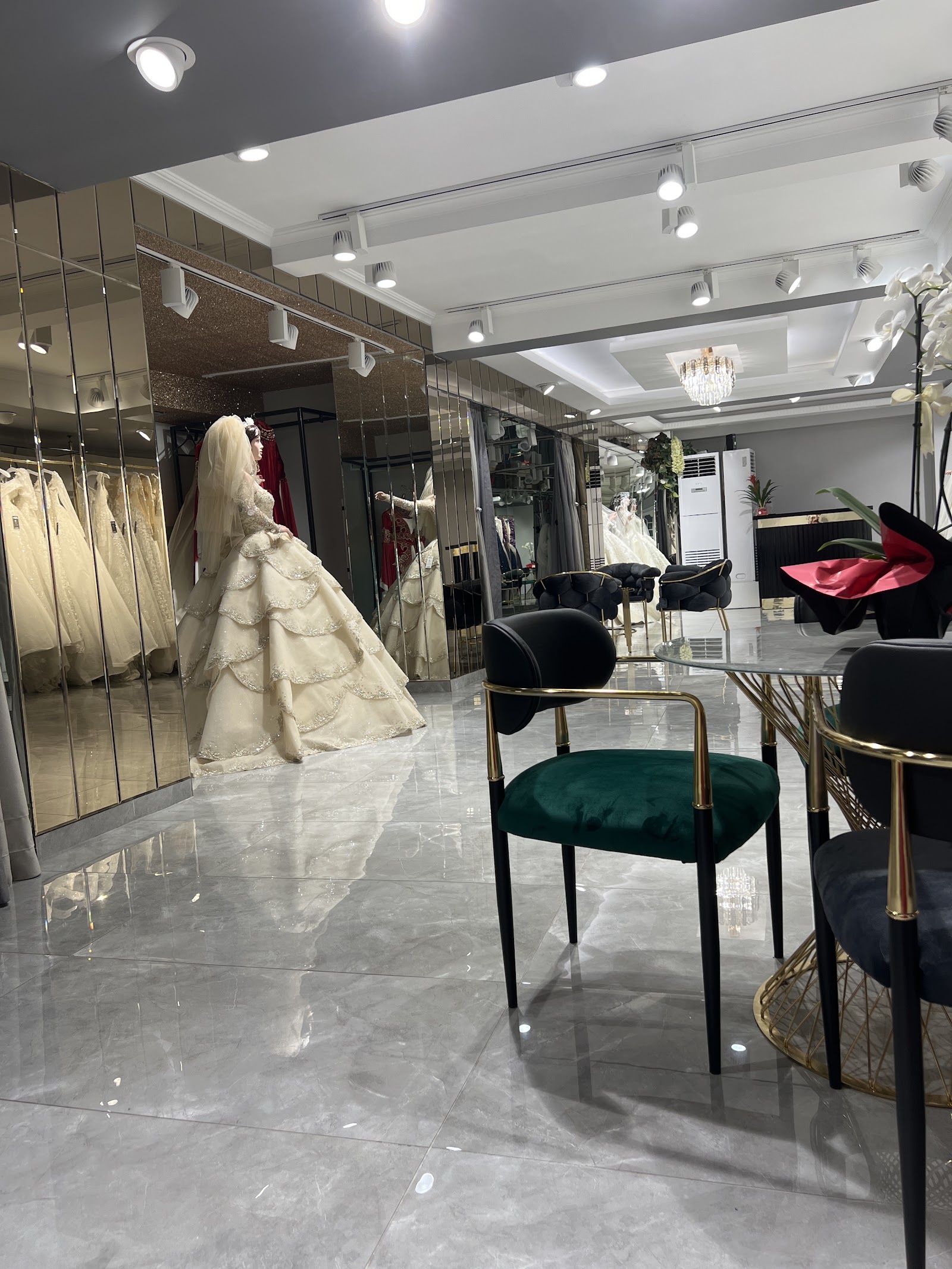 New moda gelinlik