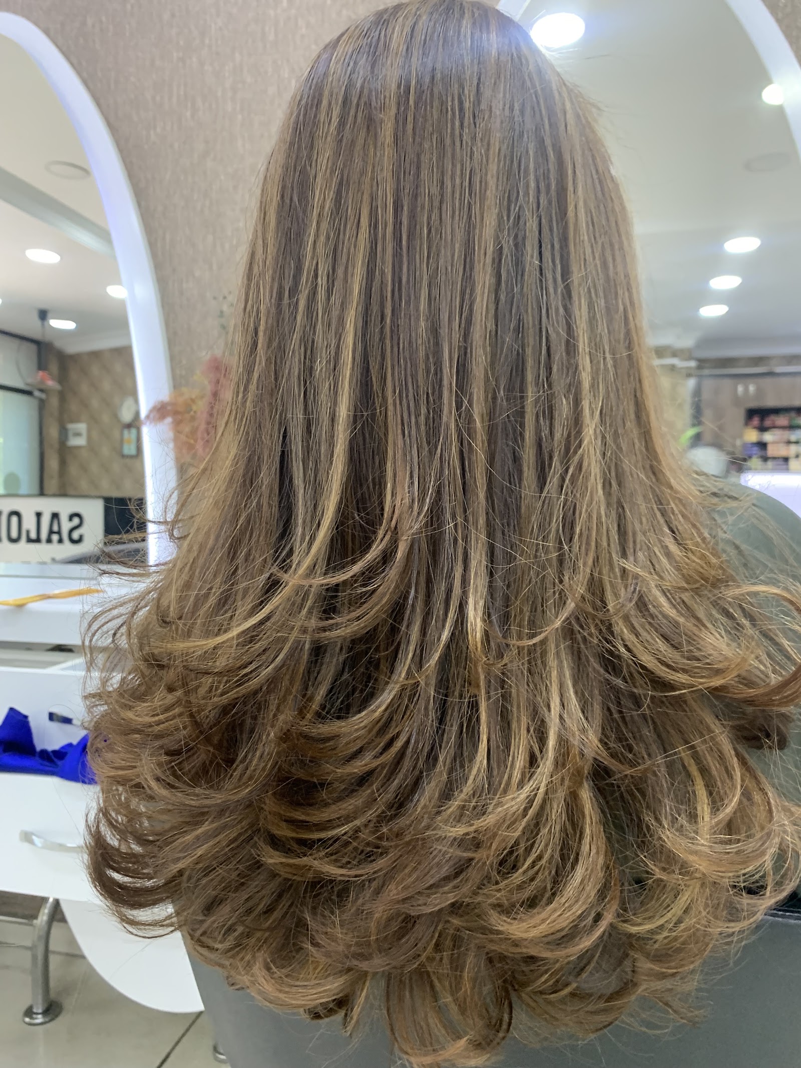 SALON İBRAHİM BAYAN KUAFÖRÜ WOMEN HAİRDRESSER