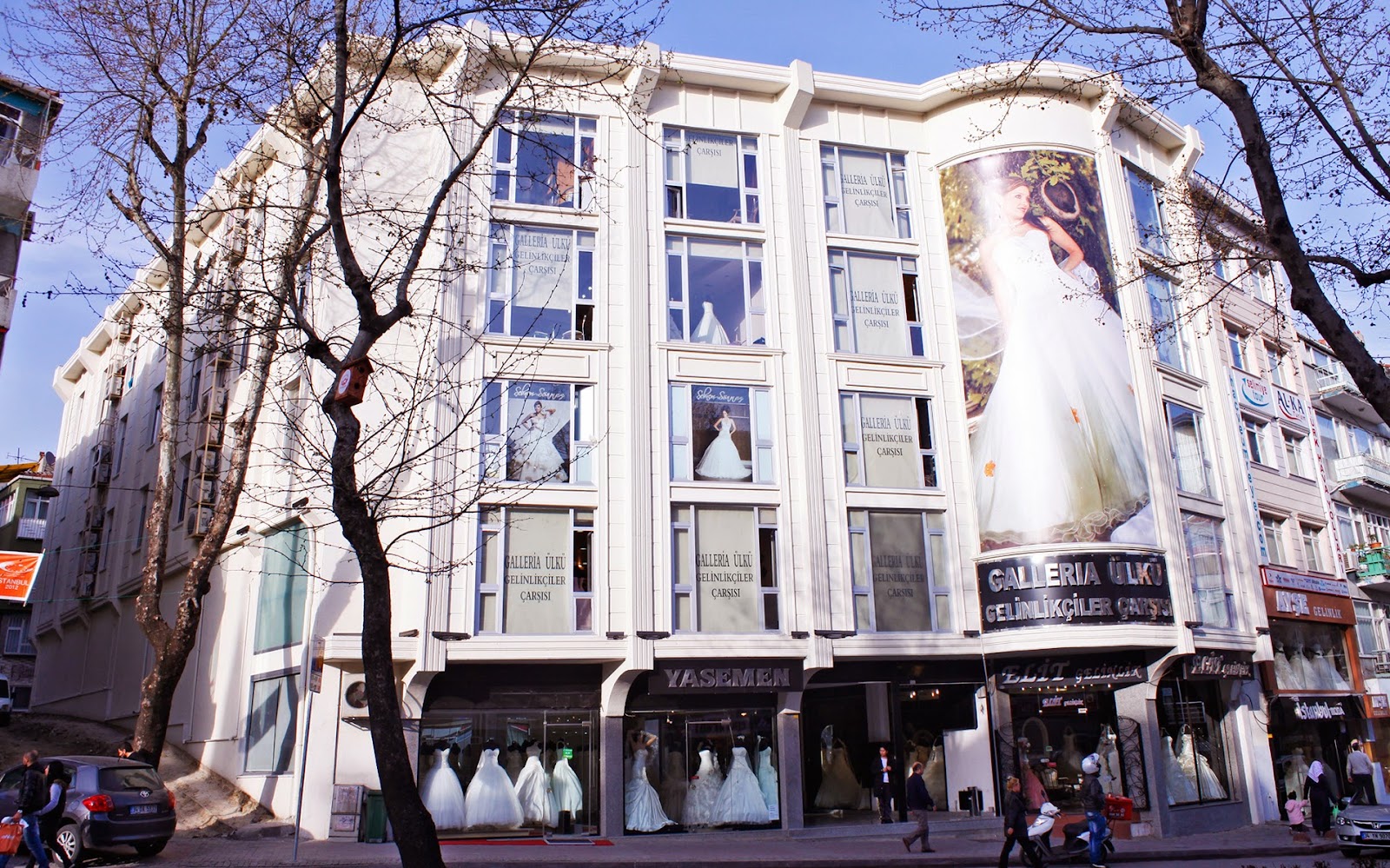 Wedding Bazaar - Bazaar Wedding Gown Galleria Ulku kır düğünü mekanı — Fatih